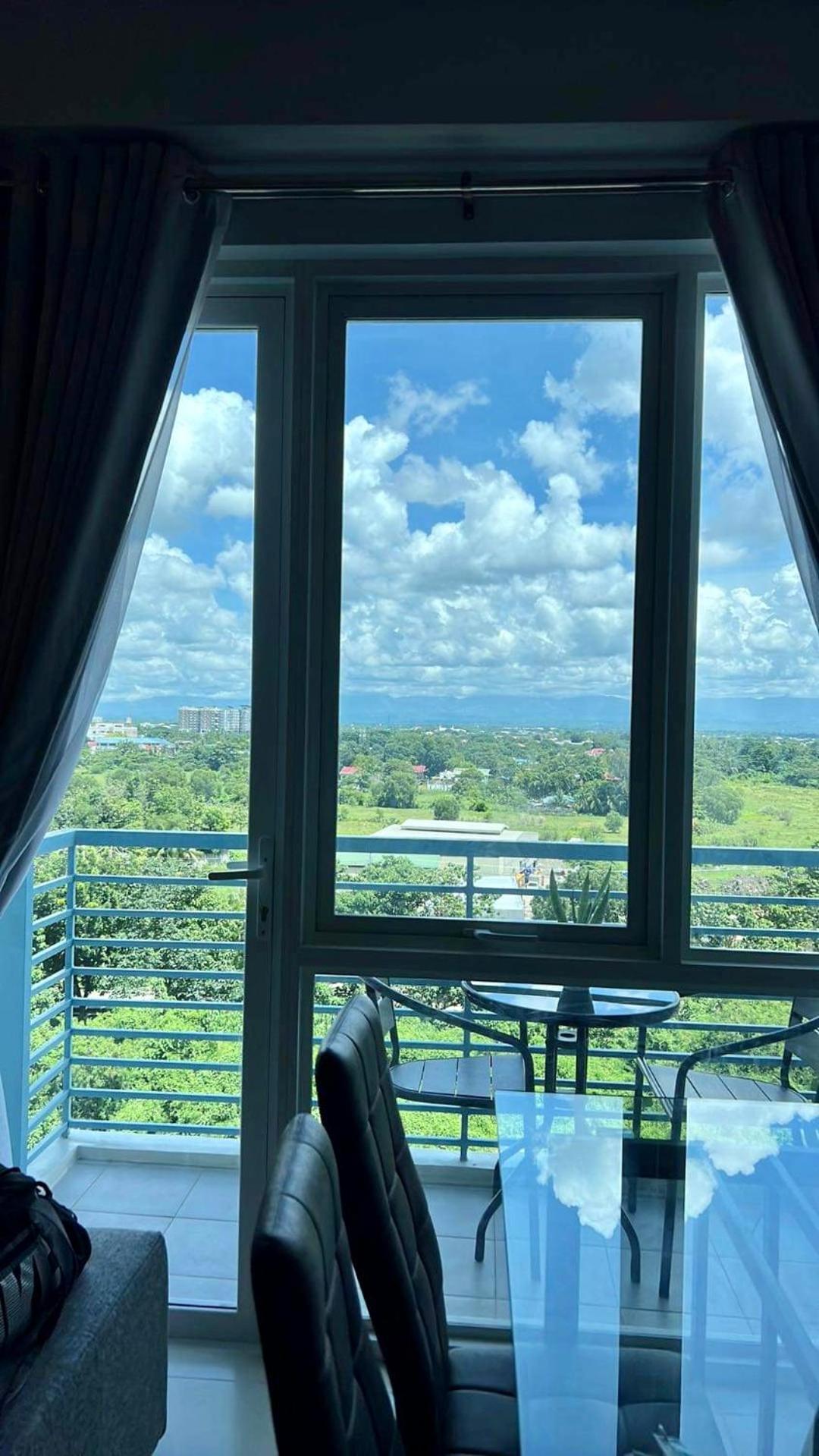 Deluxe Condo 2 Bedroom, 7Th Floor Room Bc In One Madison Tower 3, Megaworld Boulevard, Mandurriao Iloilo City, Philippines Exterior foto